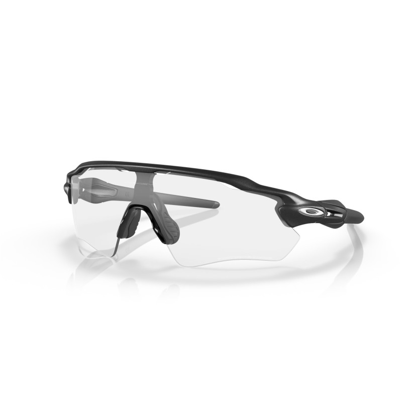 Oakley Radar® EV Path® dostępny online na Sportissimo