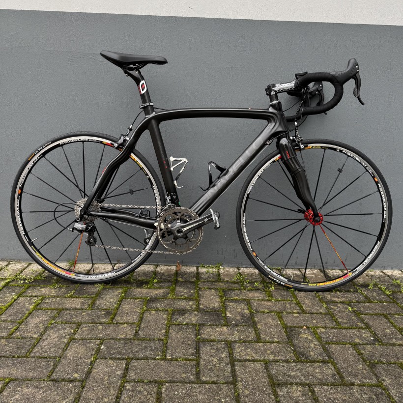 Pinarello copy of Emonda SLR (używany) dostępny online na